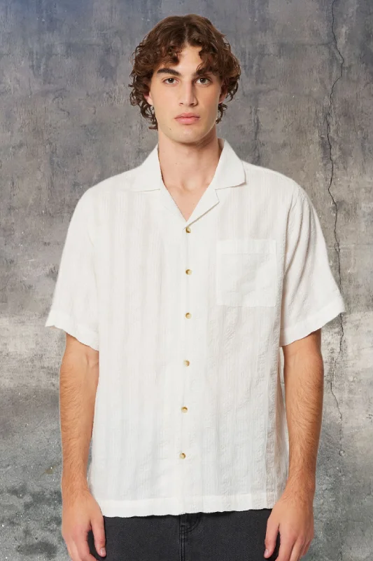 ROLLAS Mens Seersucker Short Sleeve Shirt - Vintage White