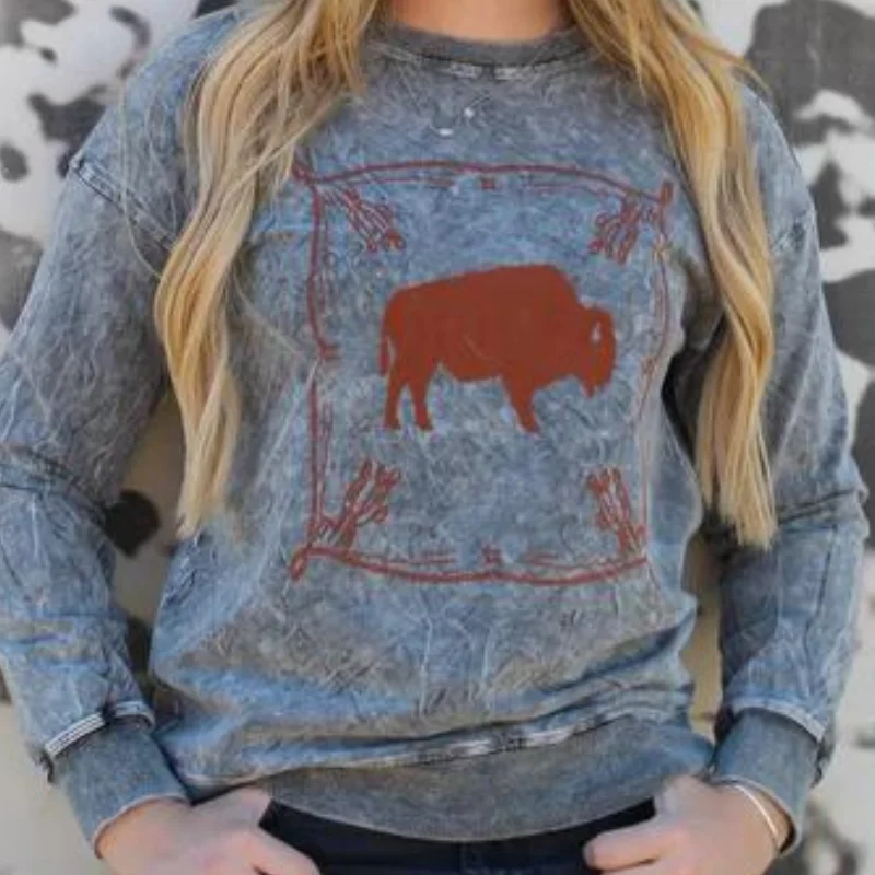 Online Exclusive | Blazing Buffalo Long Sleeve Sweater in Grey